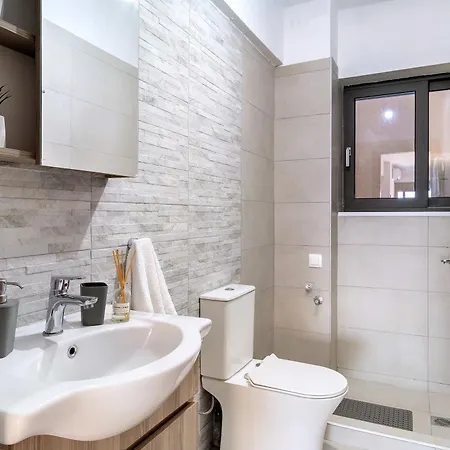 Apartment Oceanida Sofia Luxury Nikiana